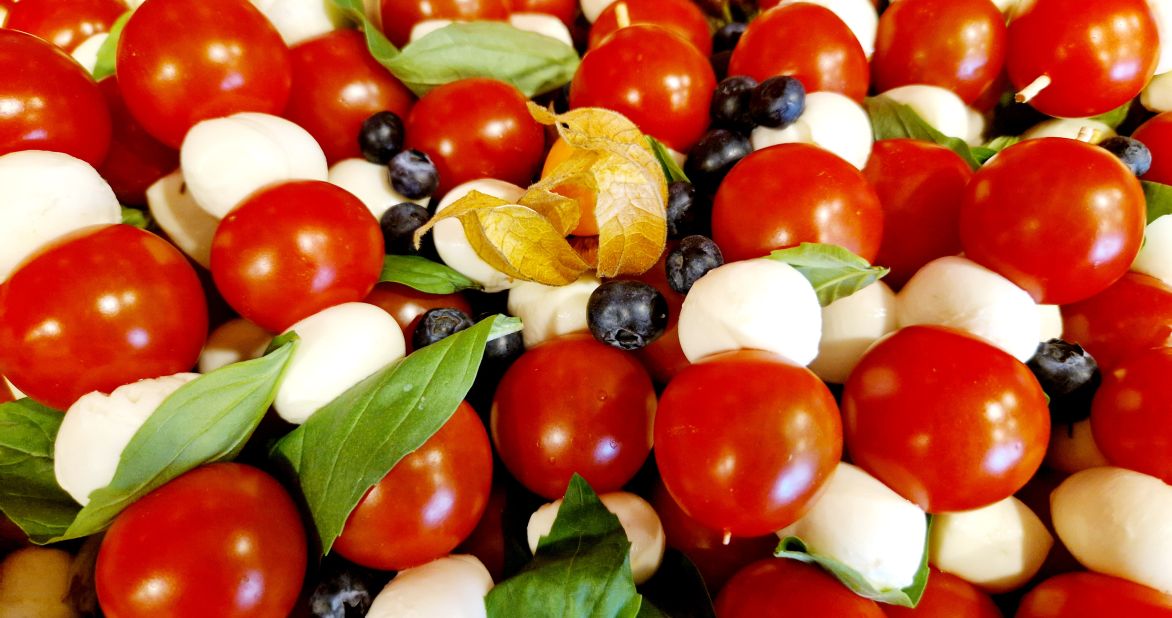 Tomate-Mozzarella-Spieße